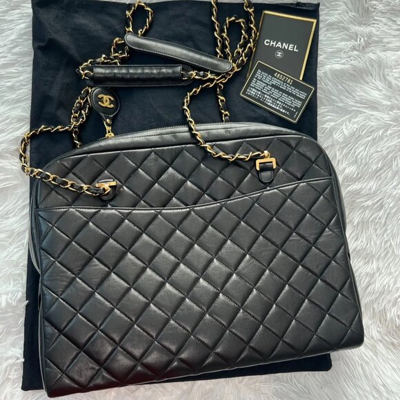CHANEL Handbags - CHANEL Quilted Lambskin Messenger Shoulder Bag Black 24K Chain
